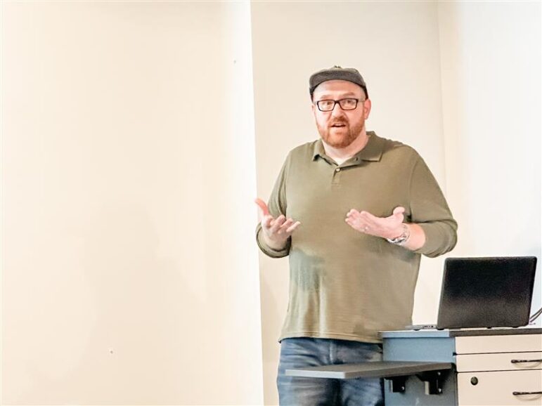 Gerald Westlund of Theory + Practice posing questions to founders